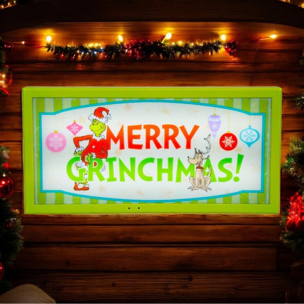 NIB Animated Lighted 12"x24" Merry Christmas The Grinch & Max Sign Decoration